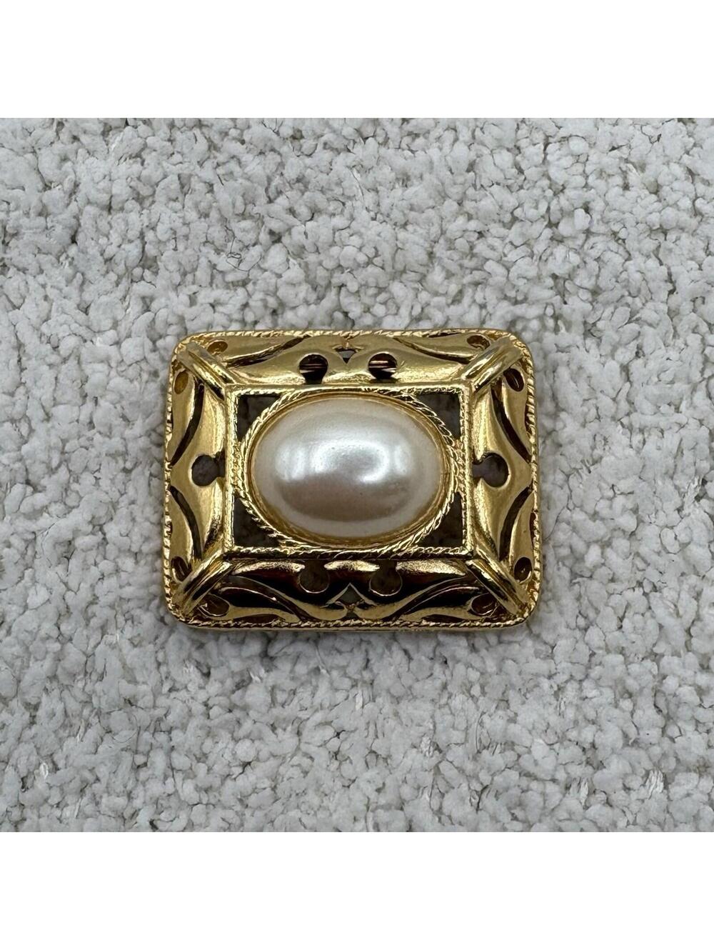 Vintage Richelieu Gold Tone Faux Pearl Brooch Openwork Rectangle